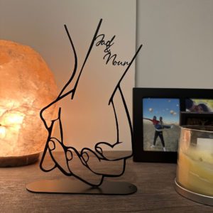 Hand in Hand