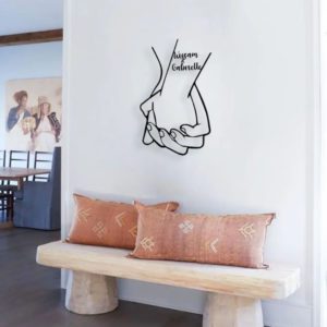 Hand in Hand - Wallart